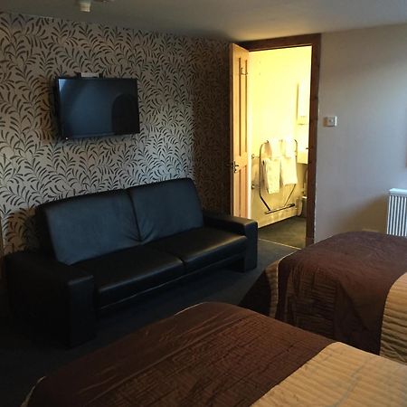 Lodge at Lochside Bridgend of Lintrathen Exteriör bild