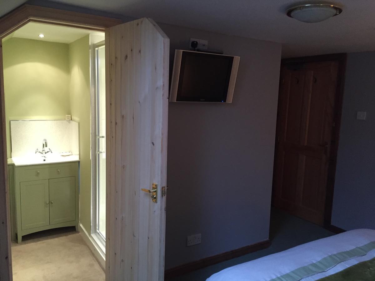 Lodge at Lochside Bridgend of Lintrathen Exteriör bild
